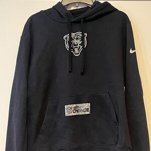 Chicago Bears 2023 Inspire Change Hoodie – Authentic Sideline Edition (M)